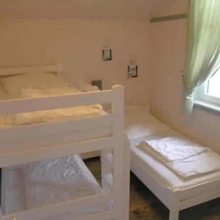 Mit Sauna Im Mirow Hébergement de vacances *