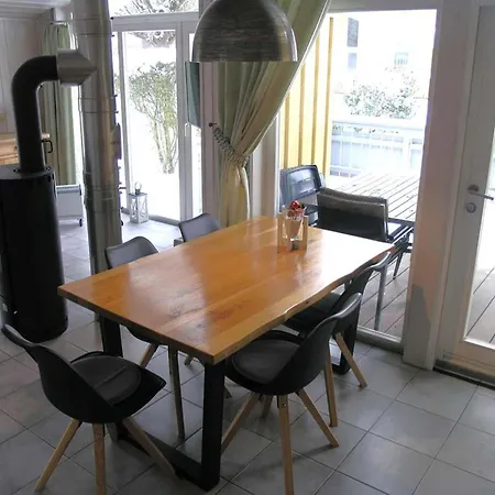 Mit Sauna Im Mirow Hébergement de vacances *