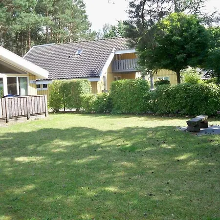 Mit Sauna Im Mirow Hébergement de vacances